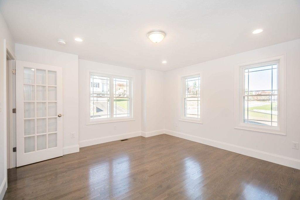13 Fieldstone Lane Georgetown, MA 01833 - Photo 8 of 30 Gallery Image 8