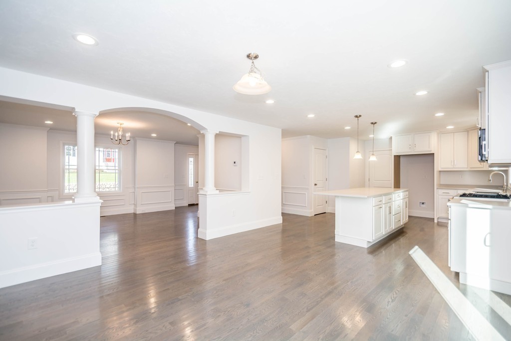 13 Fieldstone Lane Georgetown, MA 01833 - Photo 10 of 30 Gallery Image 10