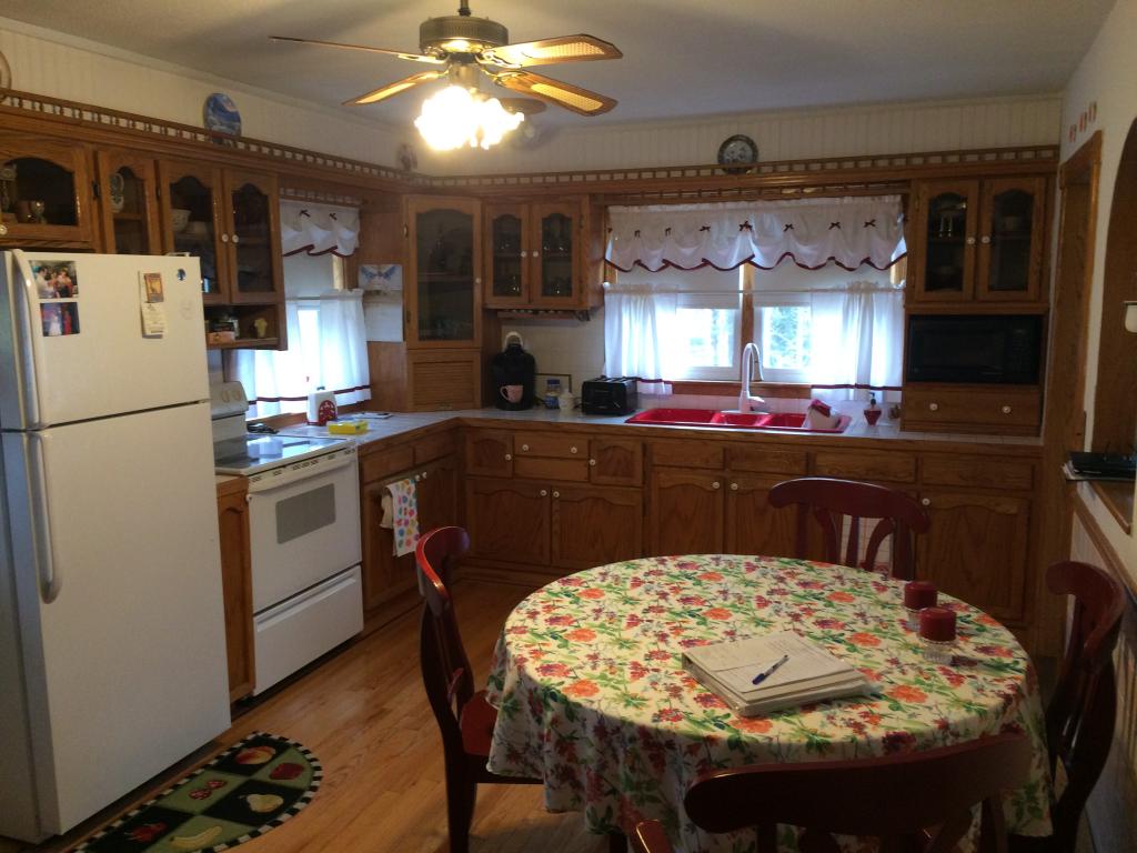 276 Valley View Road Richmond, VT 05477 - Photo 3 of 16