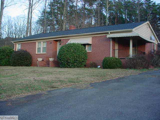 999 Quaker Road Mount Airy, NC 27030 - Photo 1 of 8 Exterior Front.
