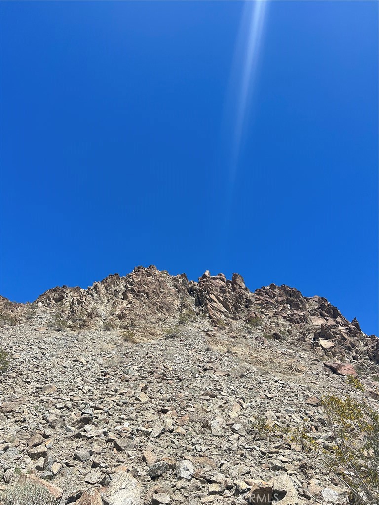 72724 Eagle Road, Unit 1 Palm Desert, CA 92260 - Photo 28 of 30 a view of a large building