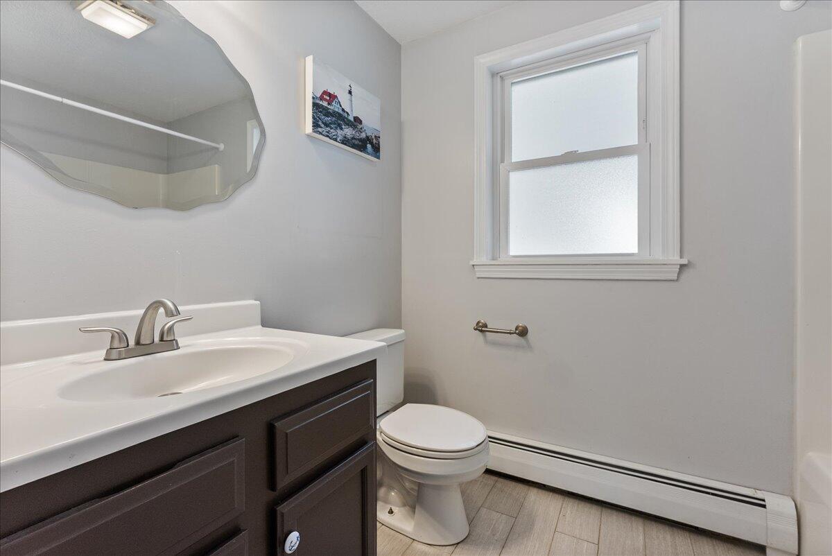 368 Doles Ridge Road Limerick, ME 04048 - Photo 5 of 19 1st Floor Full Bath