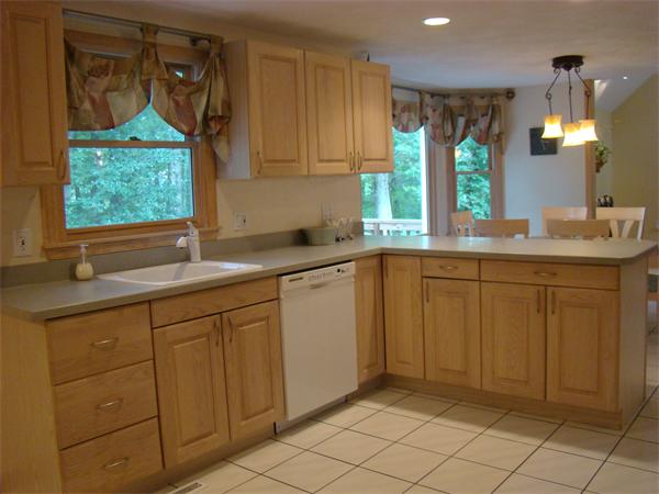 77 Lovejoy Road Andover, MA 01810 - Photo 3 of 23 Gallery Image 3