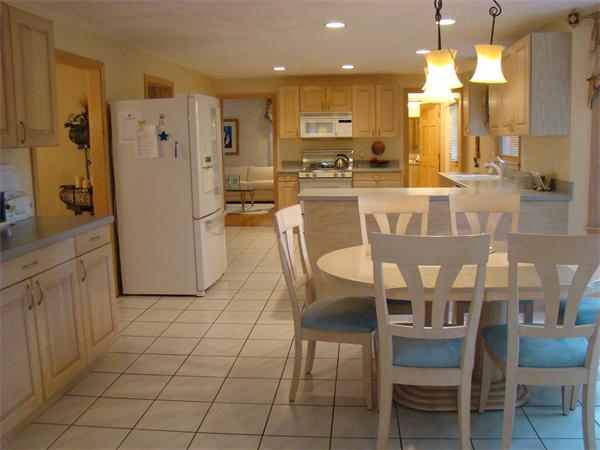 77 Lovejoy Road Andover, MA 01810 - Photo 6 of 23 Gallery Image 6