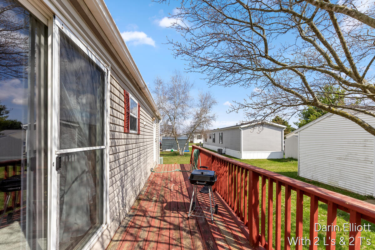 360 East Tuttle Road, Unit 94 Ionia, MI 48846 - Photo 6 of 23