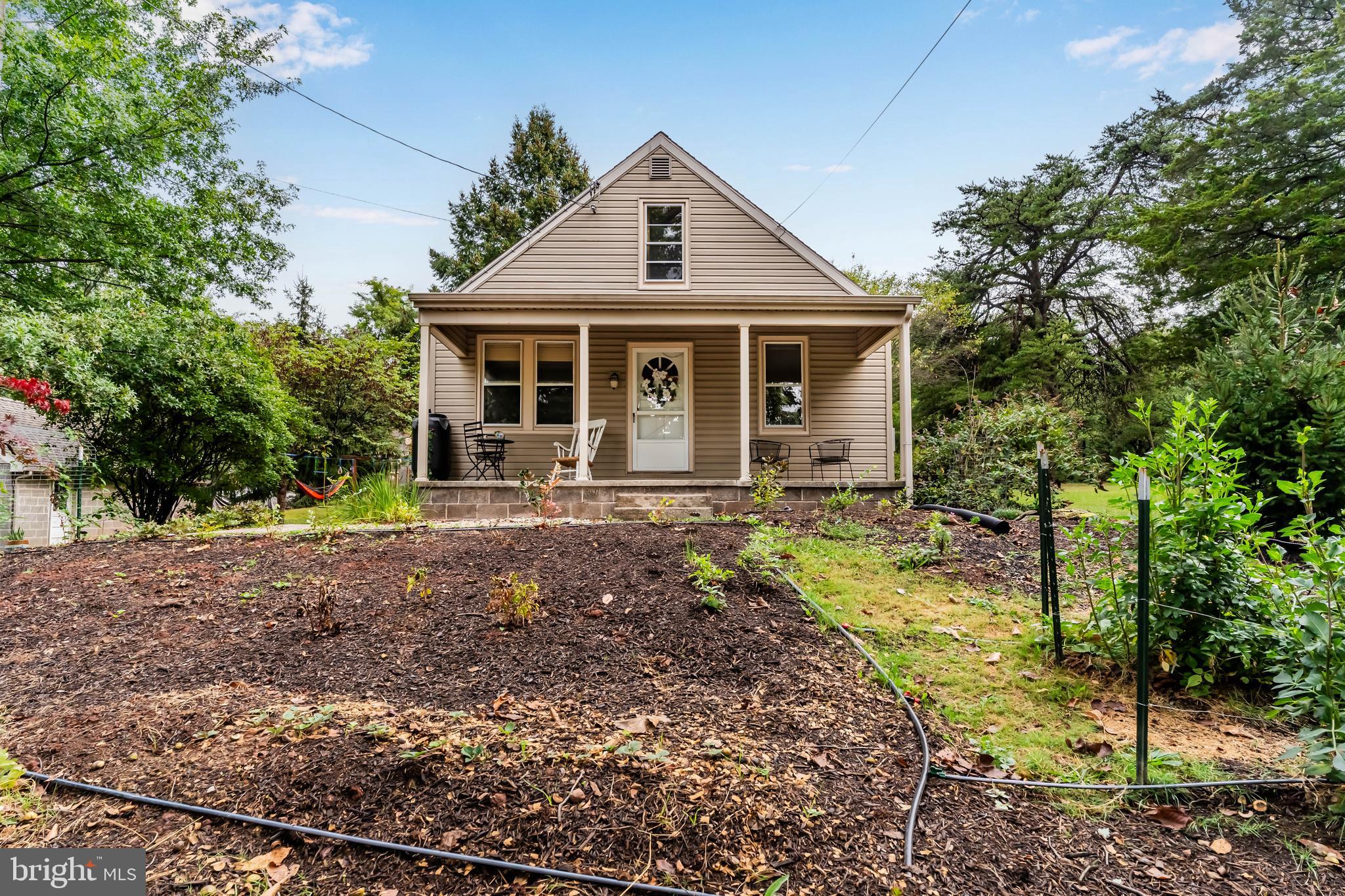 553 Green Springs Road York, PA 17406 - Photo 3 of 26 Gallery Image 3