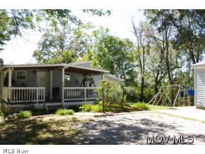 2710 Loomis Ridge Road Parkersburg, WV 26104 - Photo 2 of 15 Side View
