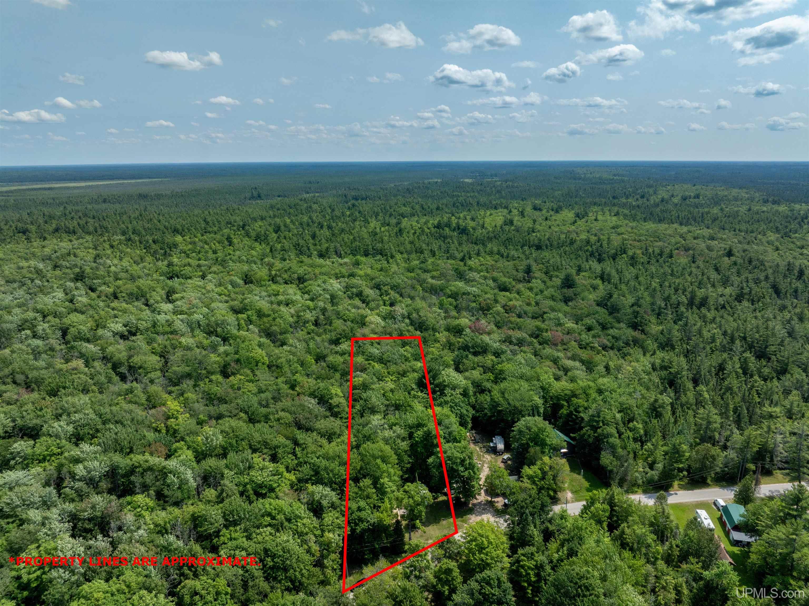 9970 Graves Road Manistique, MI 49854 - Photo 2 of 29 Gallery Image 2