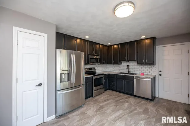 $274,900 | 754 Taylor Street, Morton, IL 61550