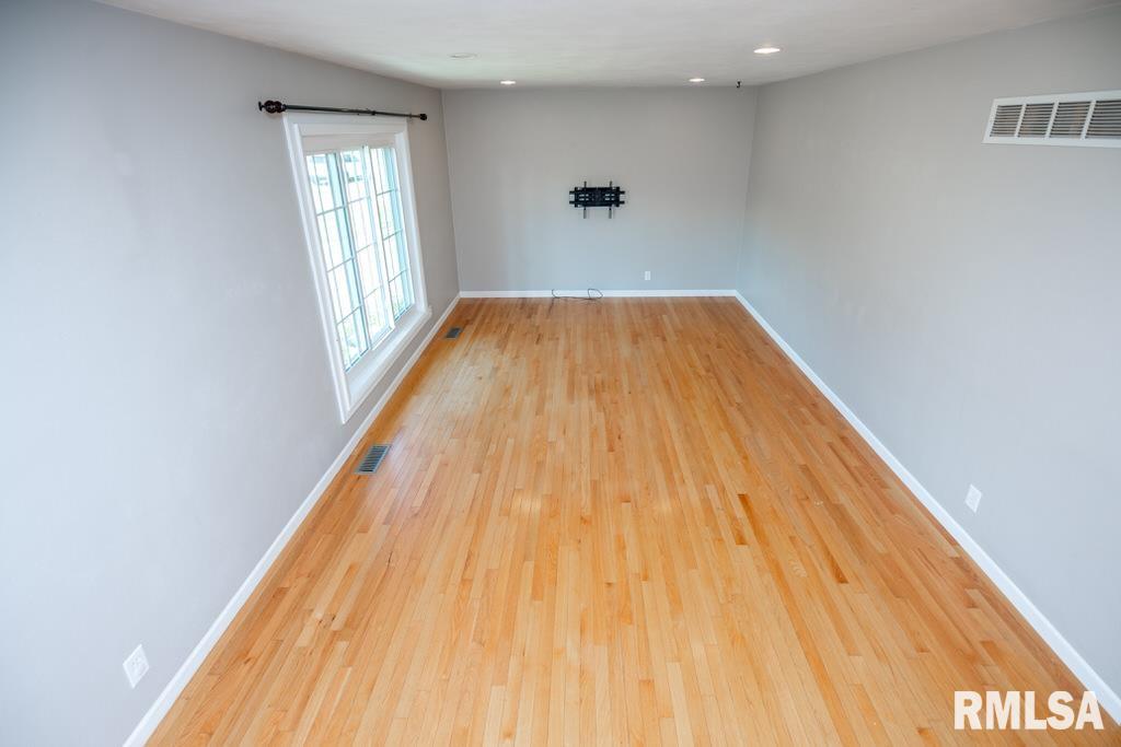 754 Taylor Street Morton, IL 61550 - Photo 6 of 44