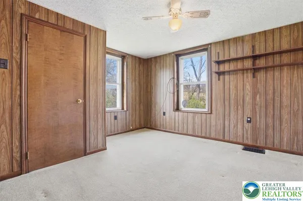 $429,900 | 5220 Freemansburg Avenue, Easton, PA 18045