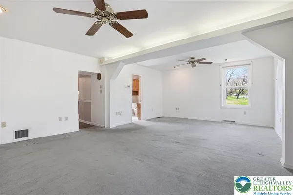 $429,900 | 5220 Freemansburg Avenue, Easton, PA 18045