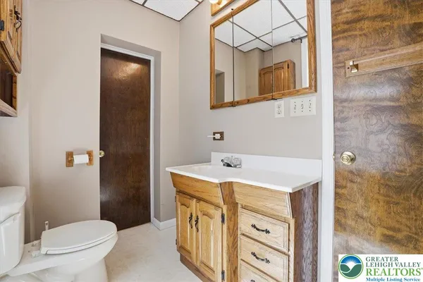 $429,900 | 5220 Freemansburg Avenue, Easton, PA 18045
