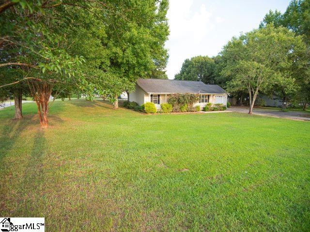 3998 Parris Bridge Road Boiling Springs, SC 29316 - Photo 2 of 19