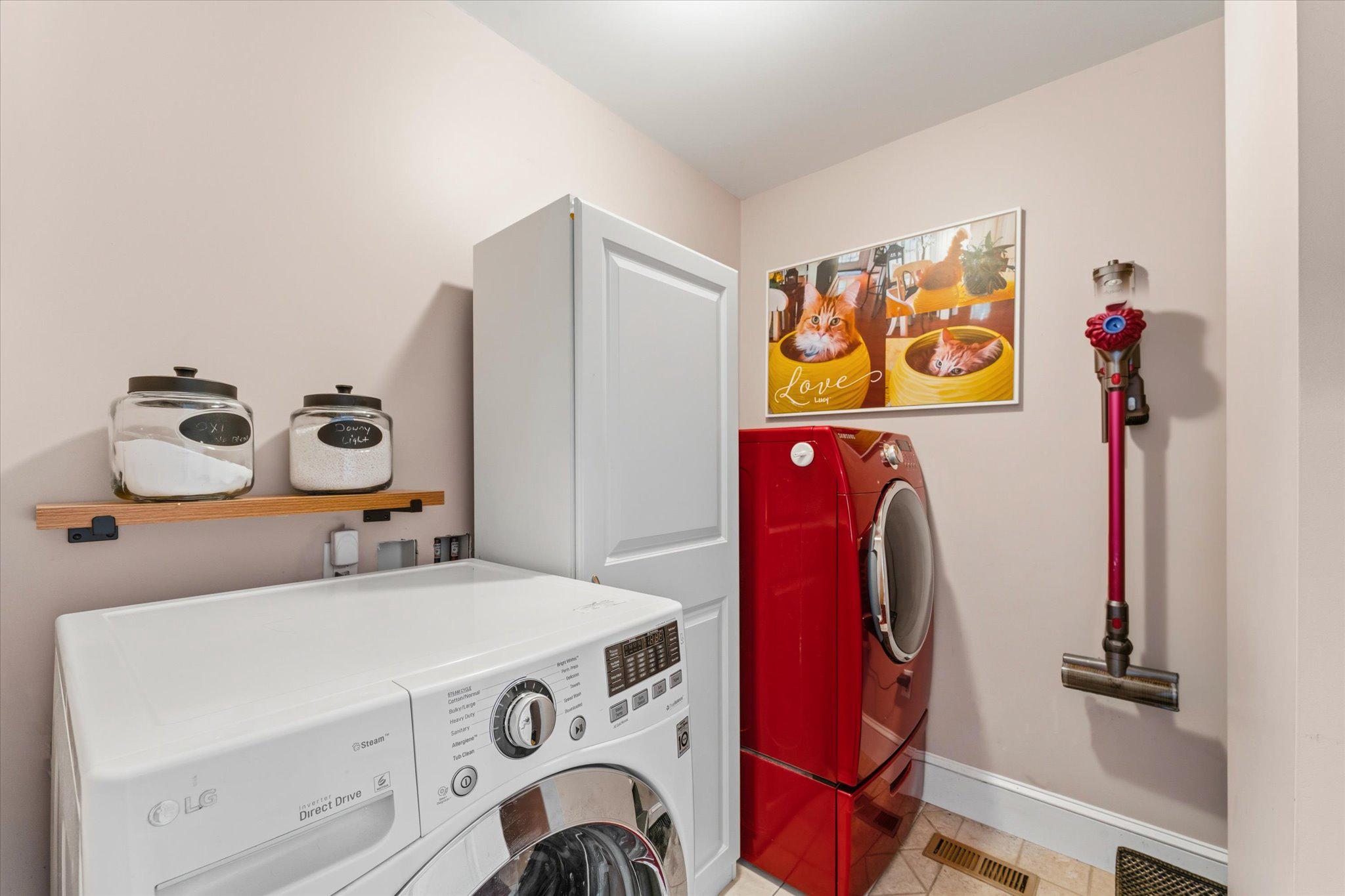 3800 Mountain Road Haymarket, VA 20169 - Photo 49 of 73 Laundry - main level.