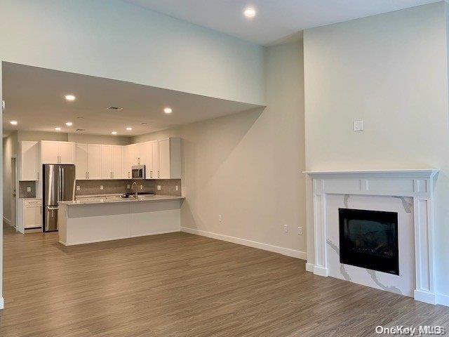 1 B Country Club Drive Manorville, NY 11949 - Photo 1 of 9