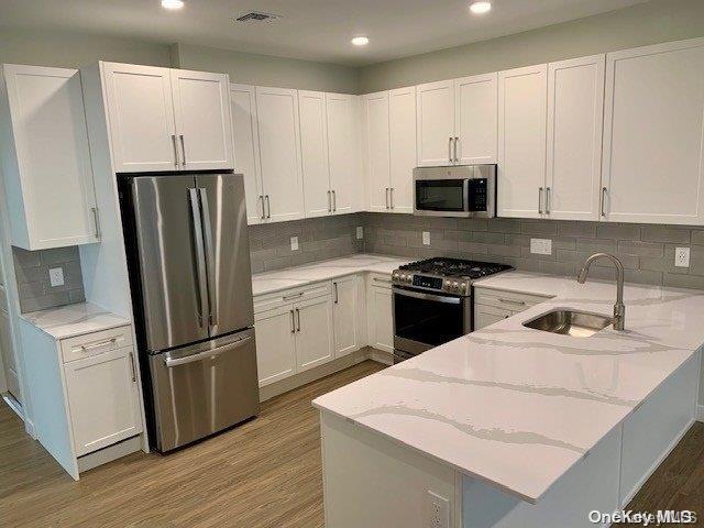 1 B Country Club Drive Manorville, NY 11949 - Photo 3 of 9