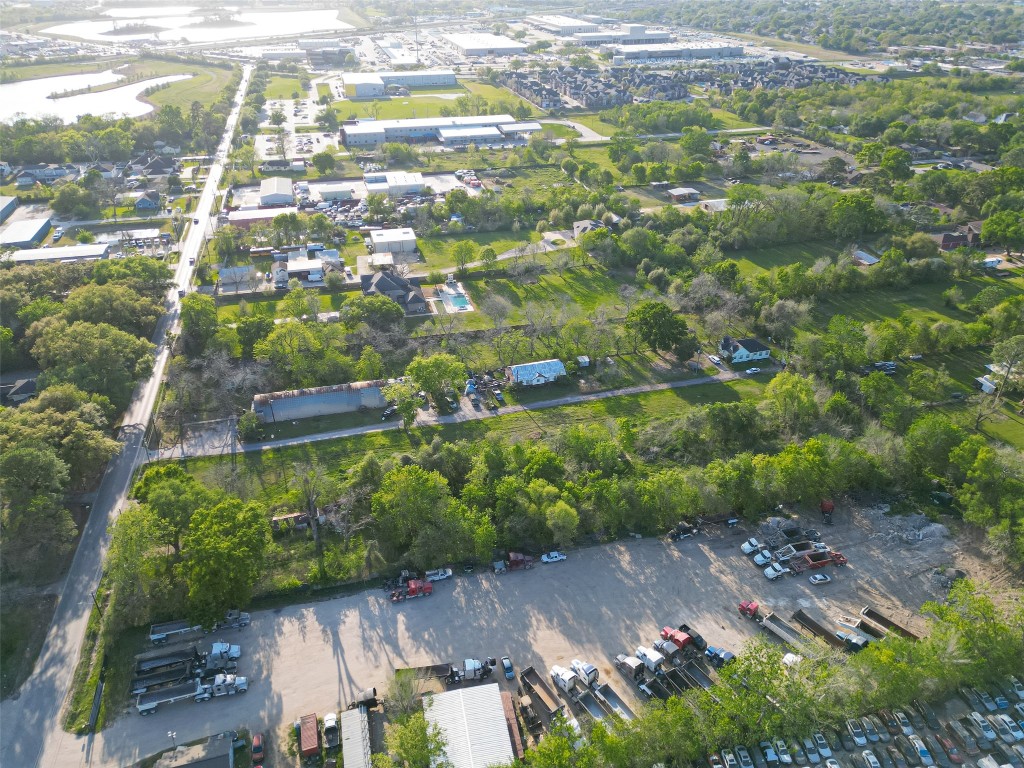 729 Crenshaw Road Houston, TX 77504 - Photo 4 of 7 a view of a city