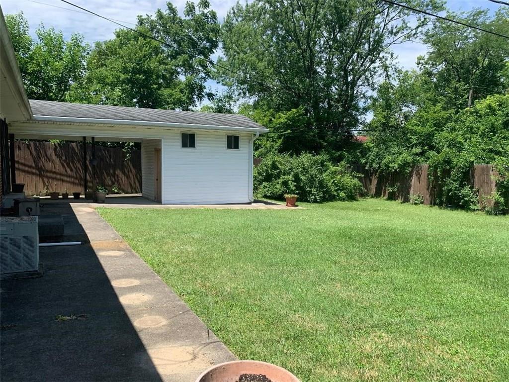 6230 Radnor Road Indianapolis, IN 46226 - Photo 5 of 6 Gallery Image 5