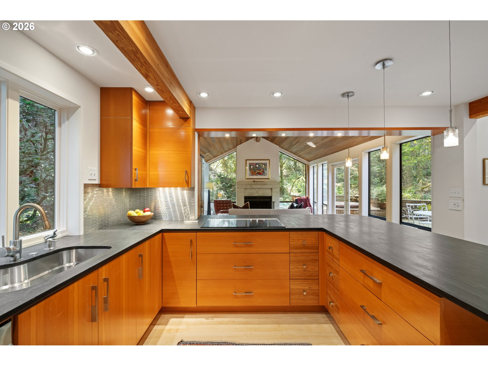 3107 Southwest Nottingham Drive Portland, OR 97201 - Photo 16 of 48