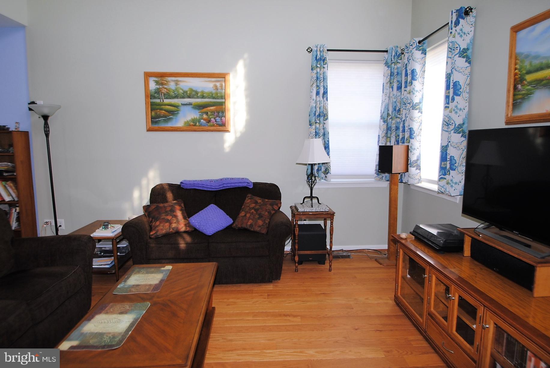 21 Doolin Bay Drive Bear, DE 19701 - Photo 55 of 82 Living room