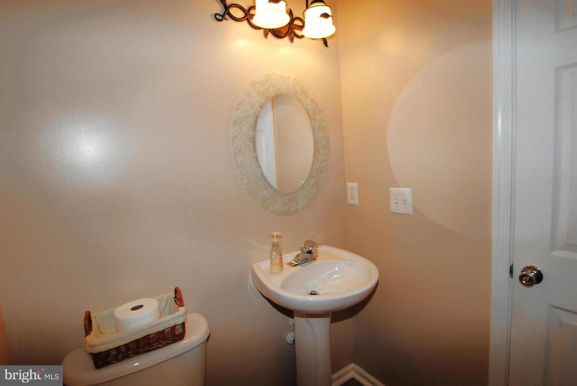 21 Doolin Bay Drive Bear, DE 19701 - Photo 61 of 82 1st floor powder room