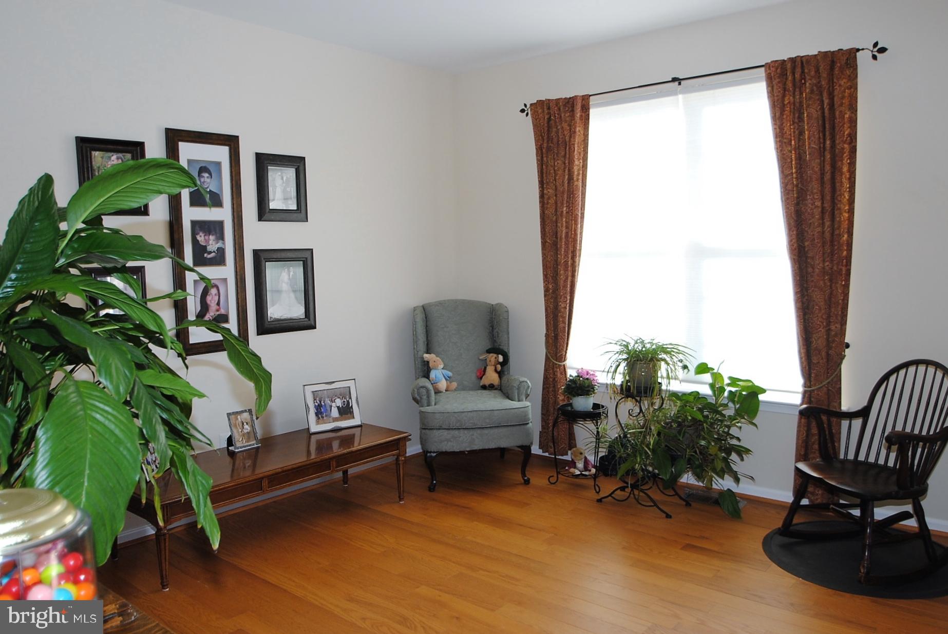 21 Doolin Bay Drive Bear, DE 19701 - Photo 9 of 82 Front dining room