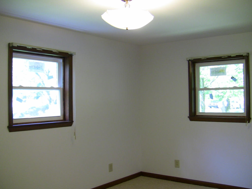 509 Balmoral Road Middlesboro, KY 40965 - Photo 13 of 36 IMG_2419 (1024x768)