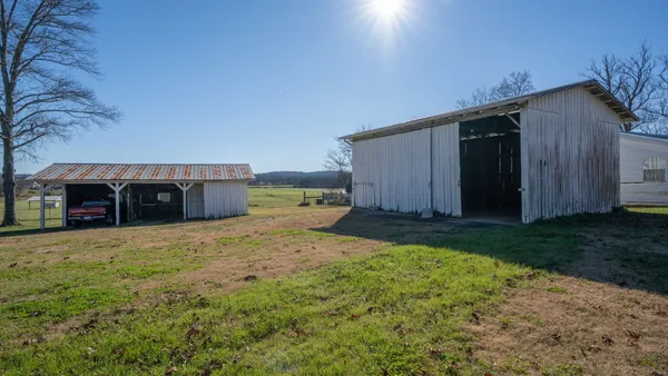 $749,000 | 8102 Pleasant View Drive, Lascassas, TN 37085
