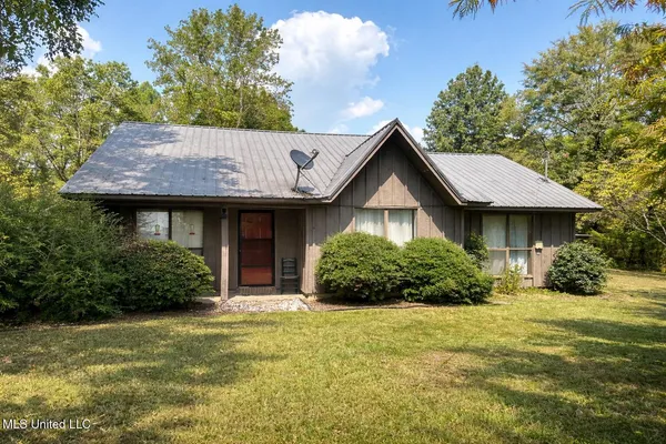 $135,000 | 1403 Hunter Creek Road, Charleston, MS 38921