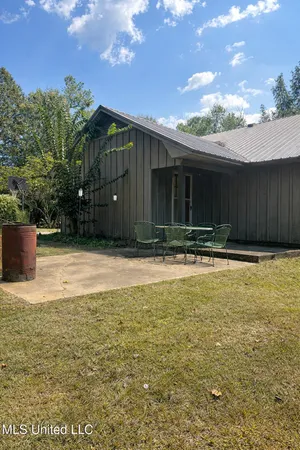$135,000 | 1403 Hunter Creek Road, Charleston, MS 38921