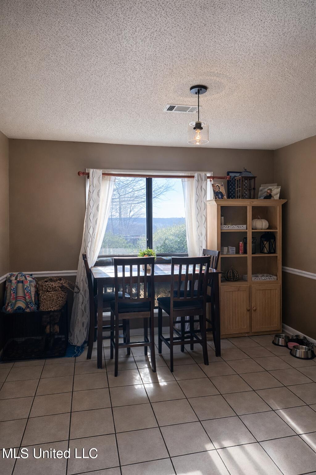 1403 Hunter Creek Road Charleston, MS 38921 - Photo 5 of 19 A24B8A4F-43D9-48EF-9508-2CBE9E2A5F2A