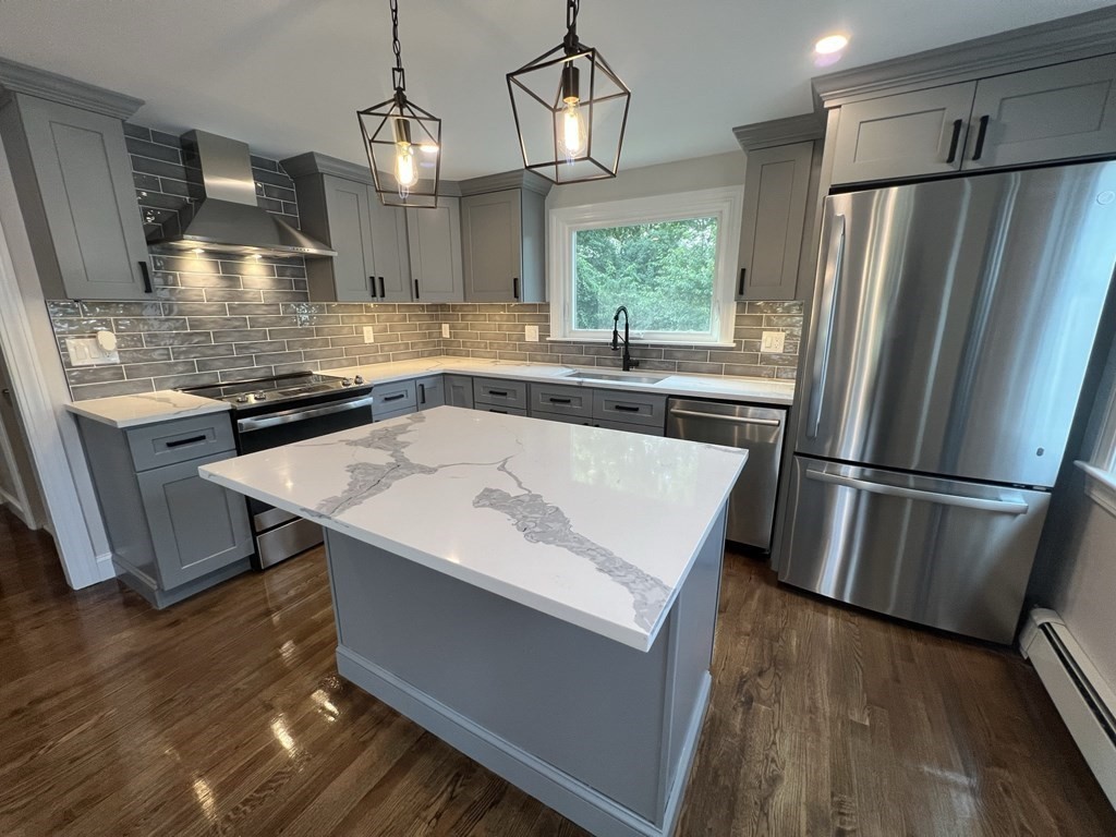 65 Appleton Street Saugus, MA 01906 - Photo 11 of 34 Gallery Image 11