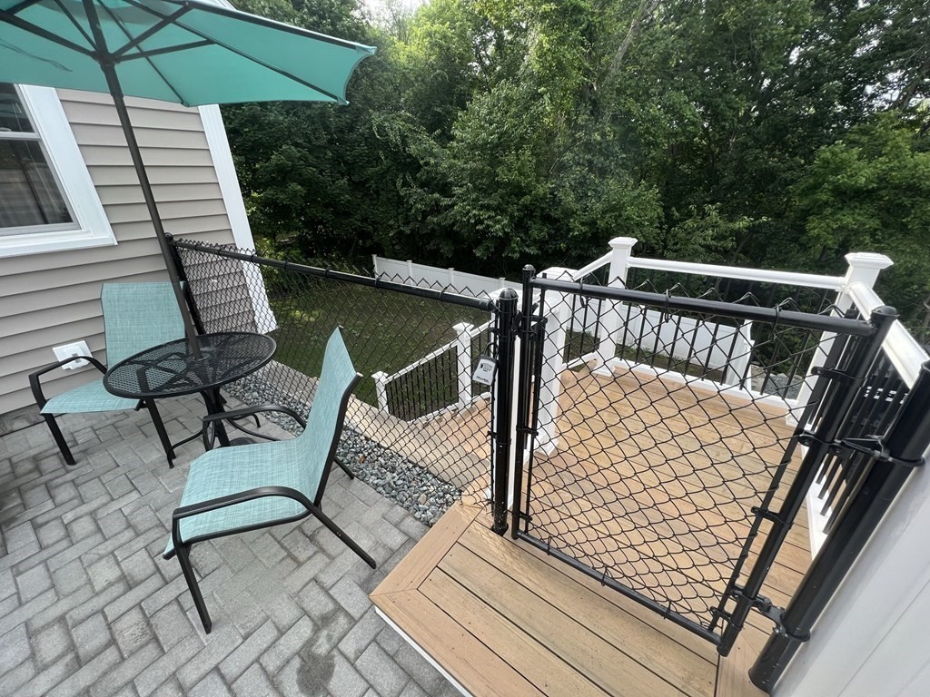 65 Appleton Street Saugus, MA 01906 - Photo 5 of 34 Gallery Image 5