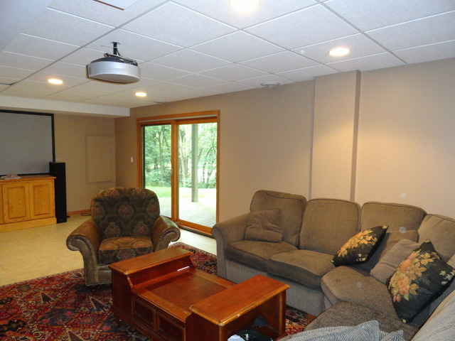 4012 Oak Ridge Road Crystal Lake, IL 60012 - Photo 15 of 24 a living room with furniture and a large window
