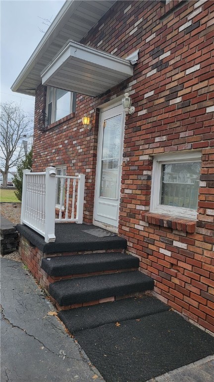 6190 Bennett Street Williamson, NY 14589 - Photo 2 of 7