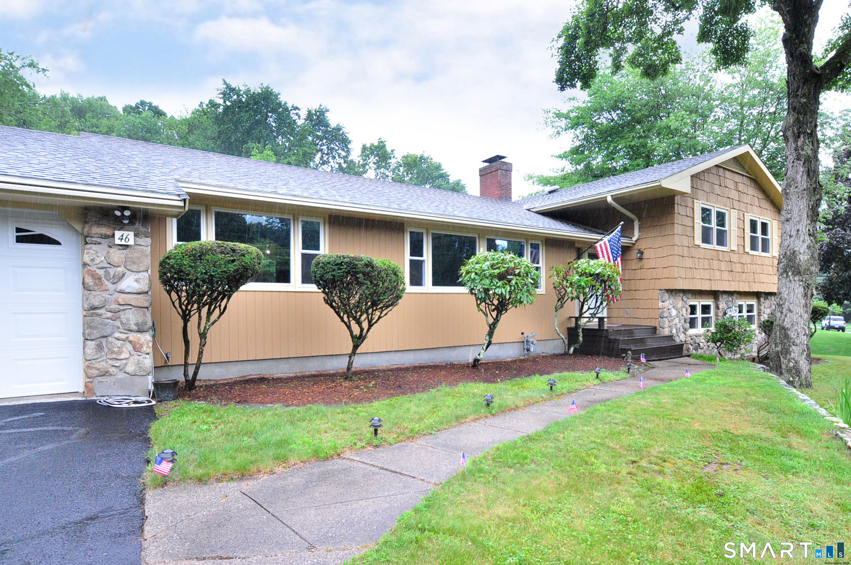 46 Butternut Road Manchester, CT 06040 - Photo 2 of 39