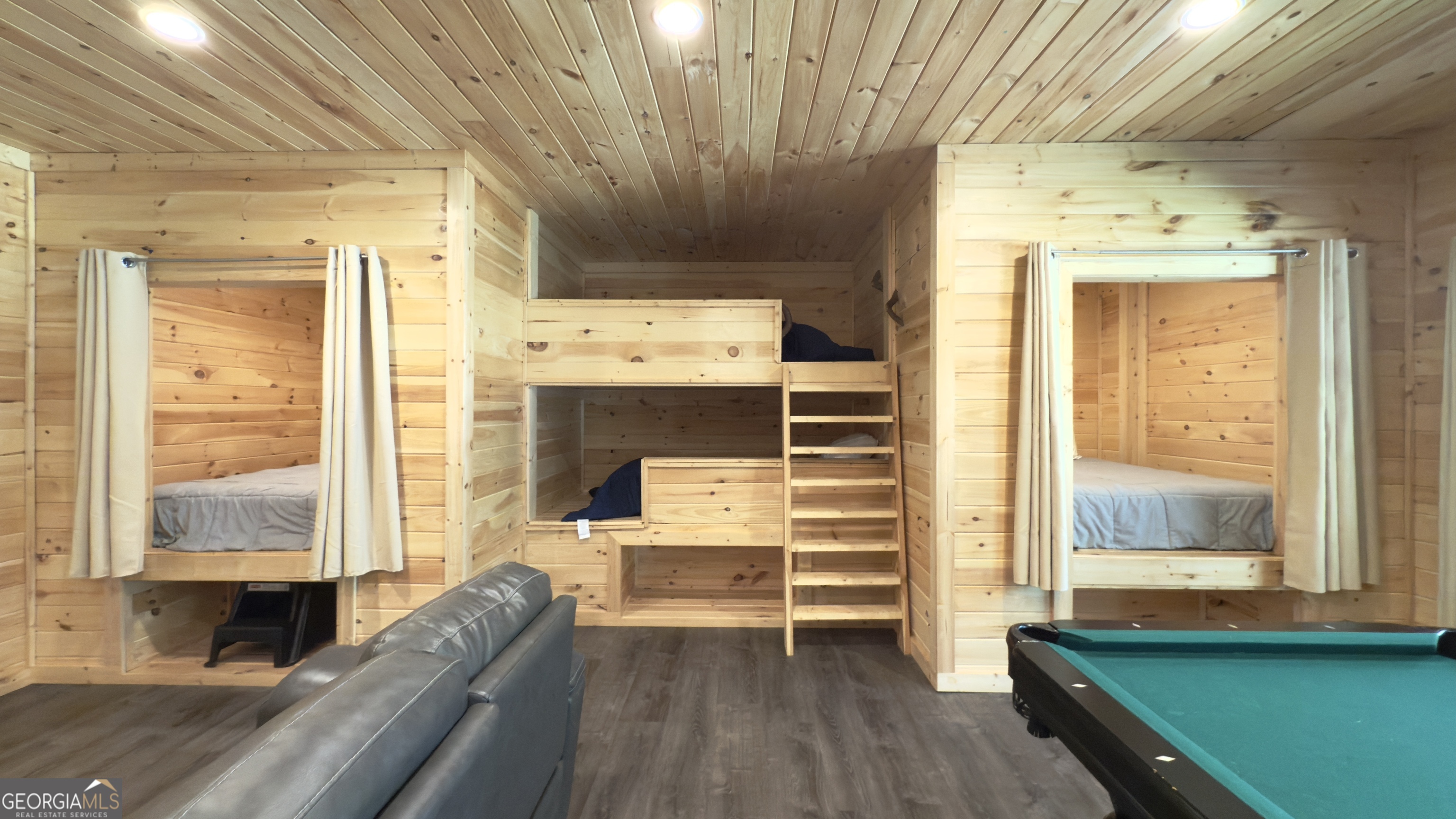 469 Vista View Place Cleveland, GA 30528 - Photo 22 of 39 a view of front door with furniture and a window