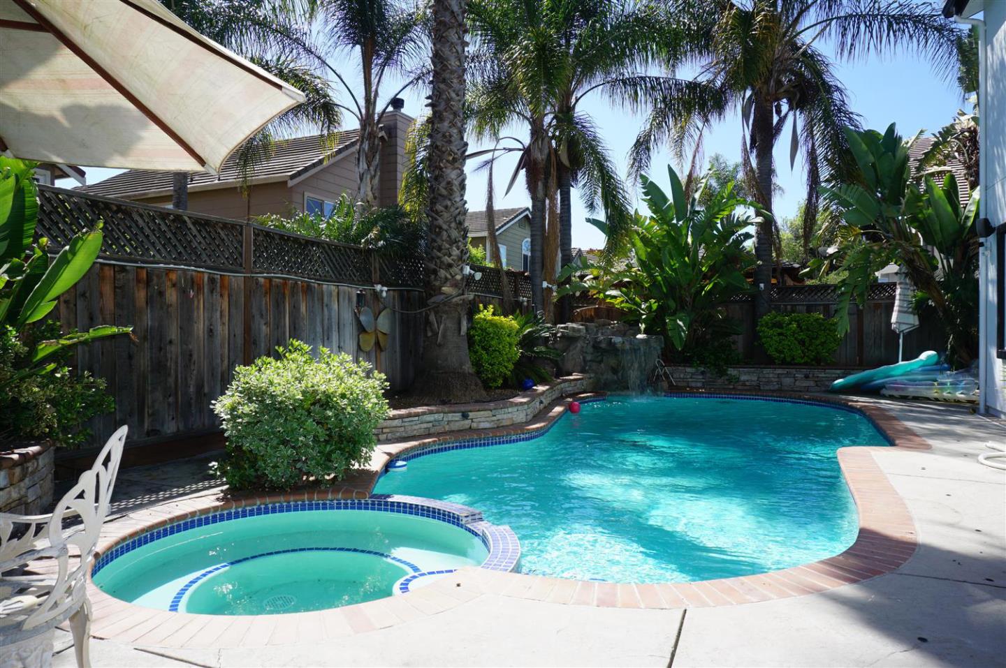 9402 Rodeo Drive Gilroy, CA 95020 - Photo 17 of 22 Gallery Image 17