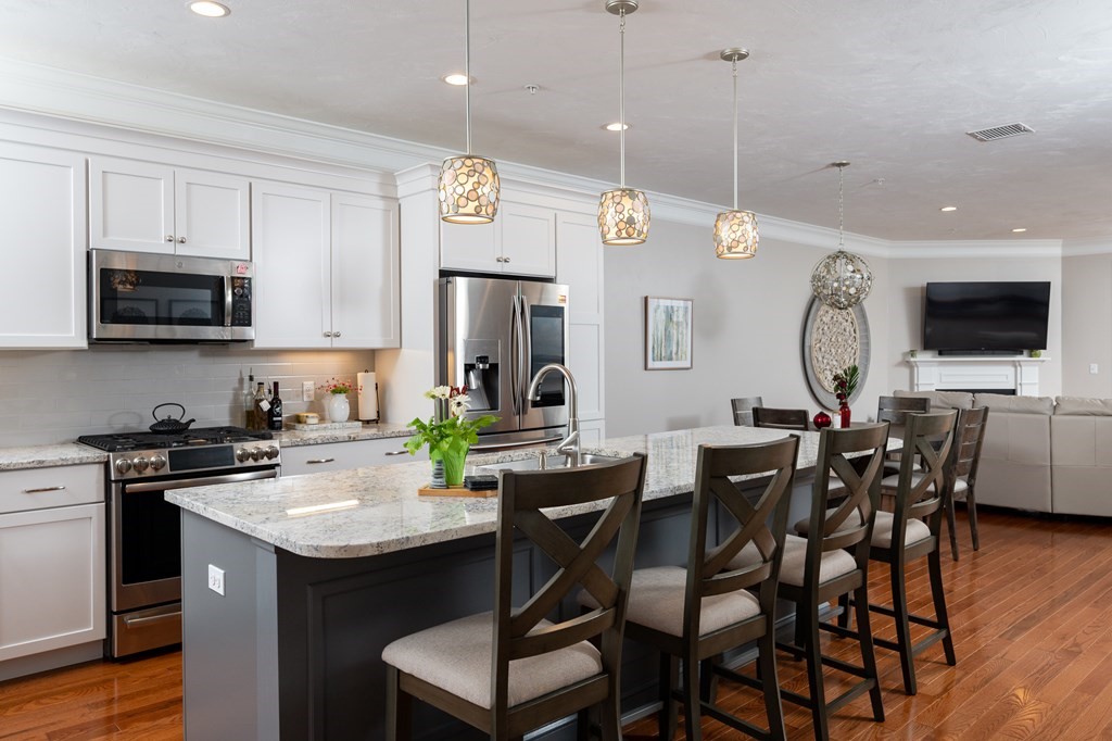 49 Liberty Street, Unit 49 Hanson, MA 02341 - Photo 3 of 31