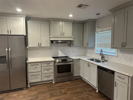 $194,900 | 2116 Ellis Drive, Westlake, LA 70669