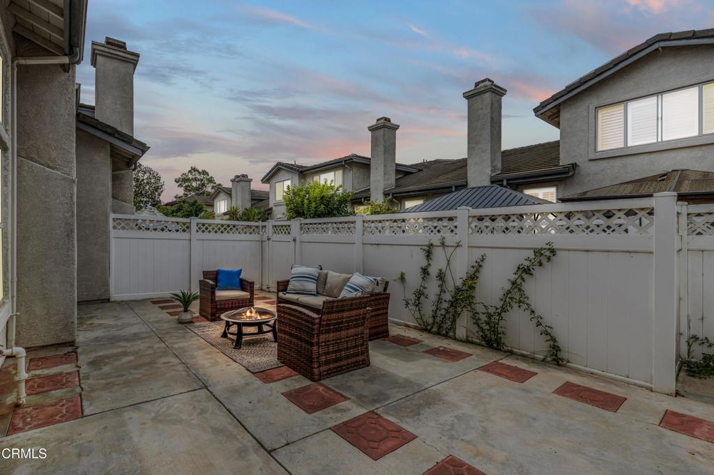 517 Orilla Walk Oxnard, CA 93030 - Photo 28 of 34 a view of a terrace with sitting area