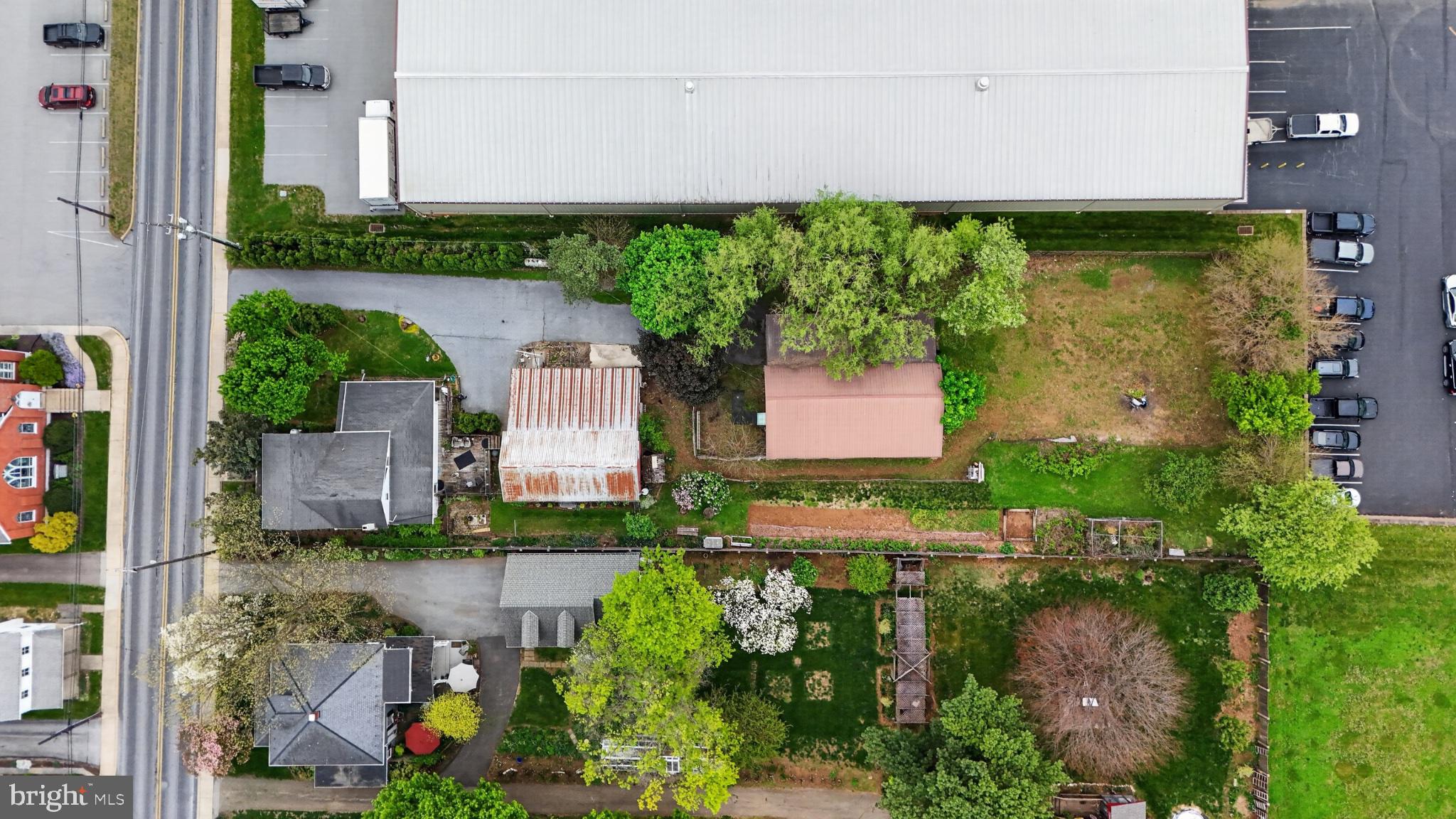 40 Queen Road Intercourse, PA 17529 - Photo 6 of 58 an aerial view of a house with a yard
