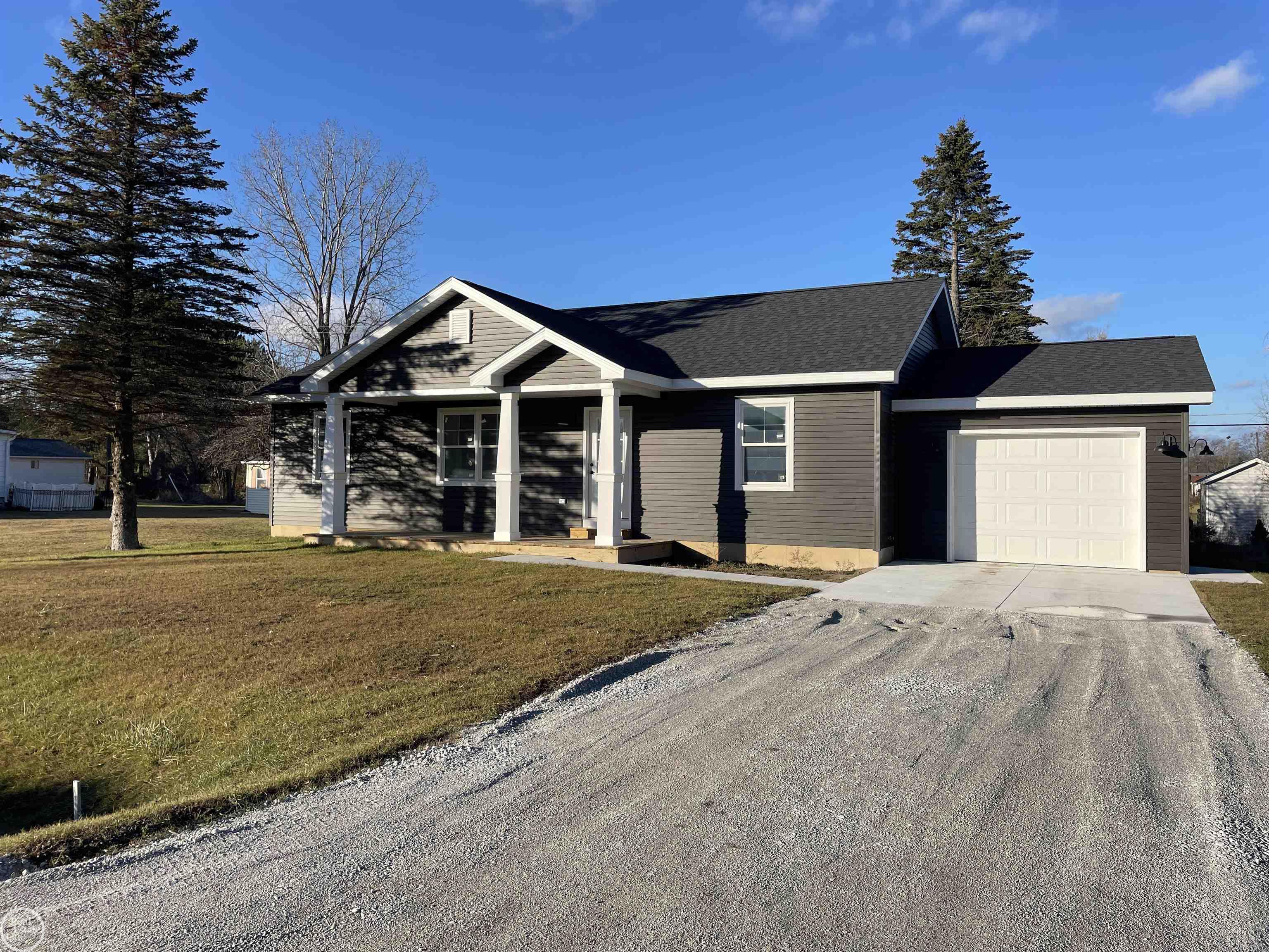 7213 Burns Line Road Lexington, MI 48450 - Photo 1 of 13 50168406-54ce31cd-01b4-46ec-a834-9ec4fdf984be.JPG