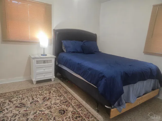 $1,395 | 1012 West Hernandez Street, Pensacola, FL 32501