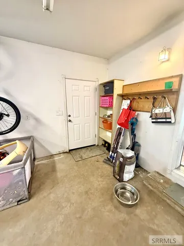 $315,000 | 274 Dry Creek Road, Dubois, ID 83423