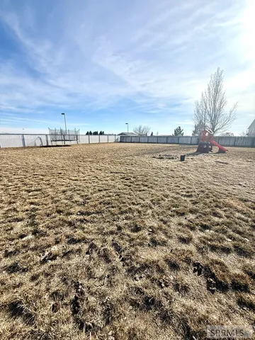 $315,000 | 274 Dry Creek Road, Dubois, ID 83423