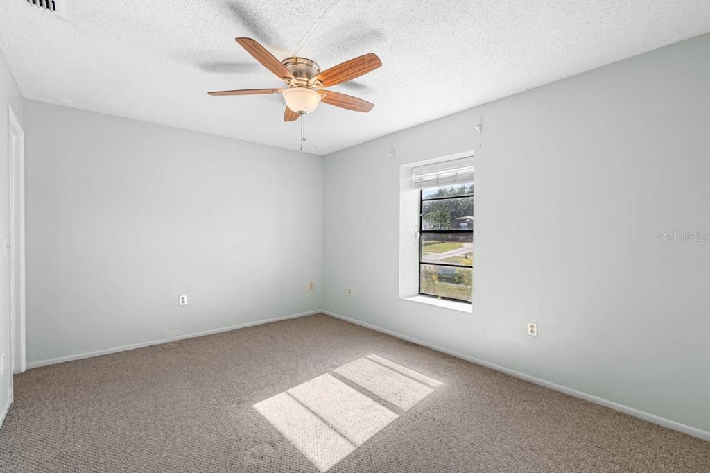 1424 Vinetree Drive Brandon, FL 33510 - Photo 12 of 28