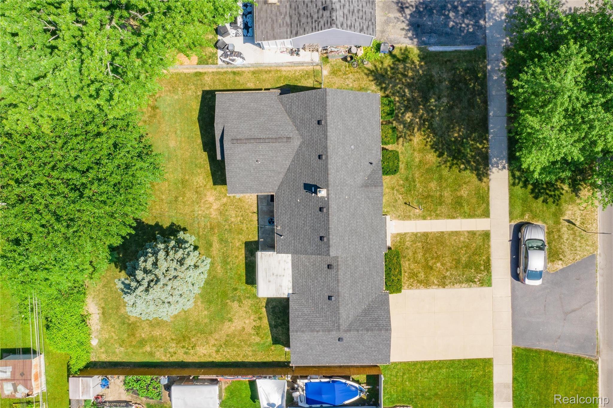 14745 Merriman Road Livonia, MI 48154 - Photo 30 of 33 14745 Merriman Rd, Livonia (30 of 33).jpg