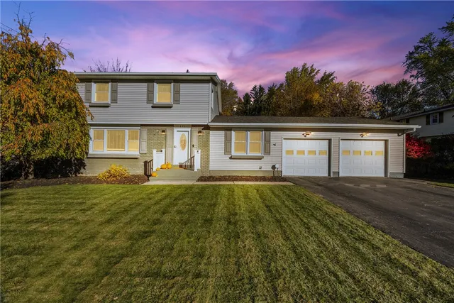 $399,900 | 121 Anytrell Drive, Penfield, NY 14580
